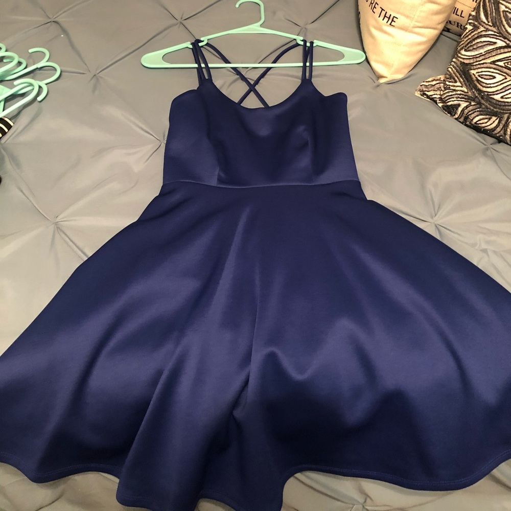 Blue party dress - Picture 1 of 3